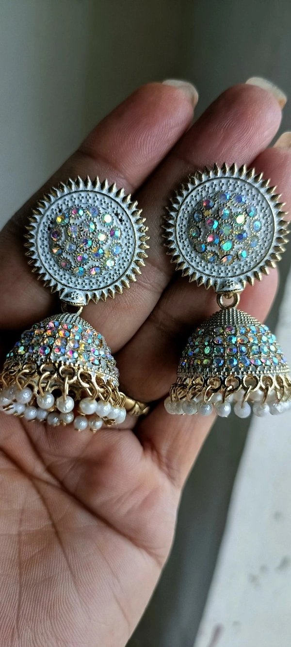 269 Big Jhumka