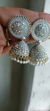 269 Big Jhumka