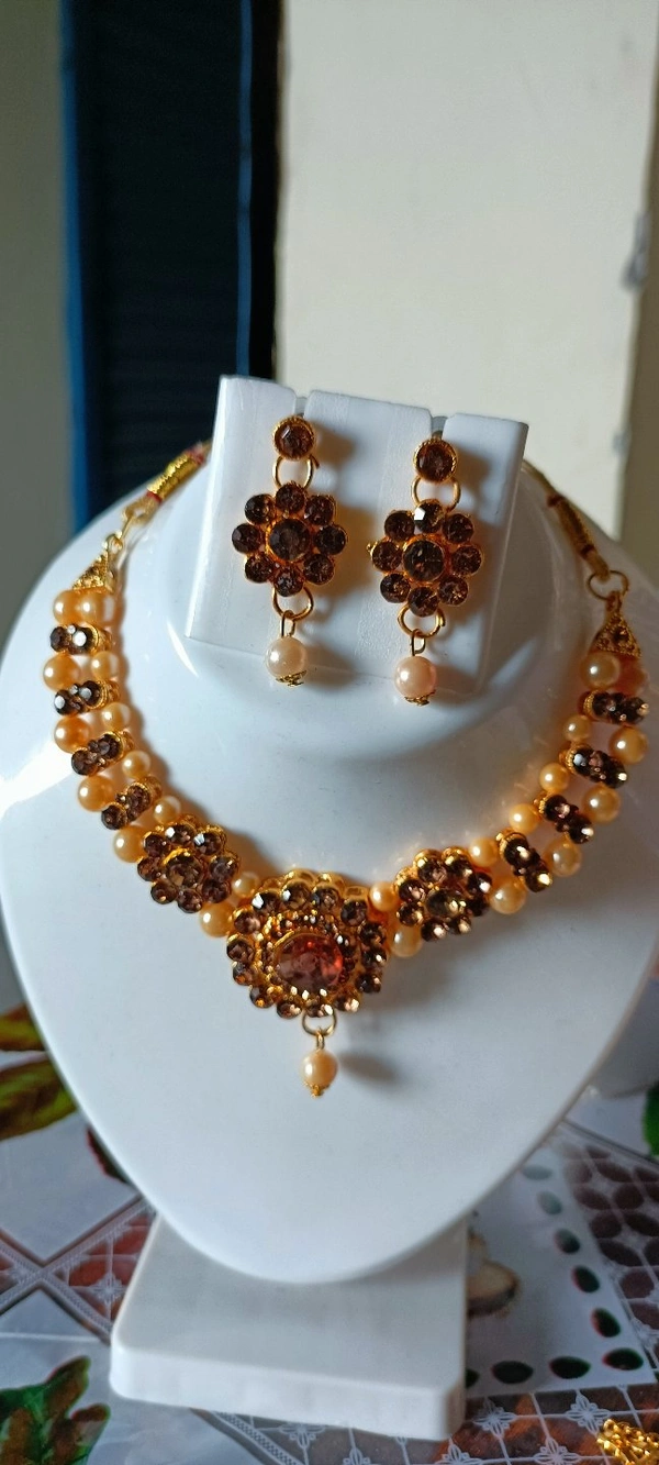 763  Stone Jewellery Set 