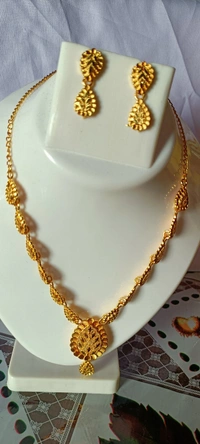 799 Golden Jewellery Set 
