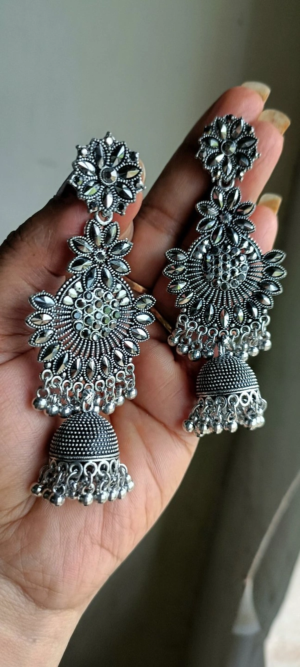 485 Oxides Jhumka 