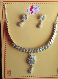 777 Stone Jewellery Set 