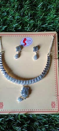 777 Stone Jewellery Set 