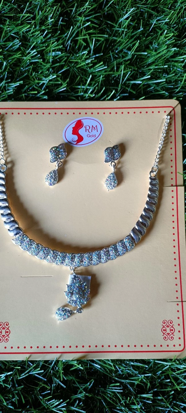 777 Stone Jewellery Set 