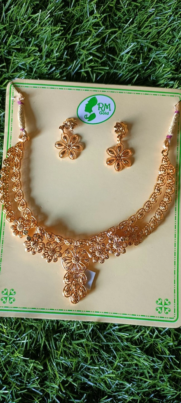 778 Golden Jewellery Set 