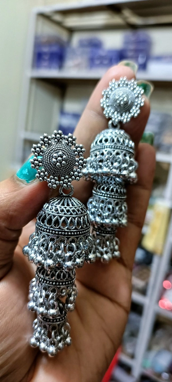 481 Big Oxidise Ear Ring 