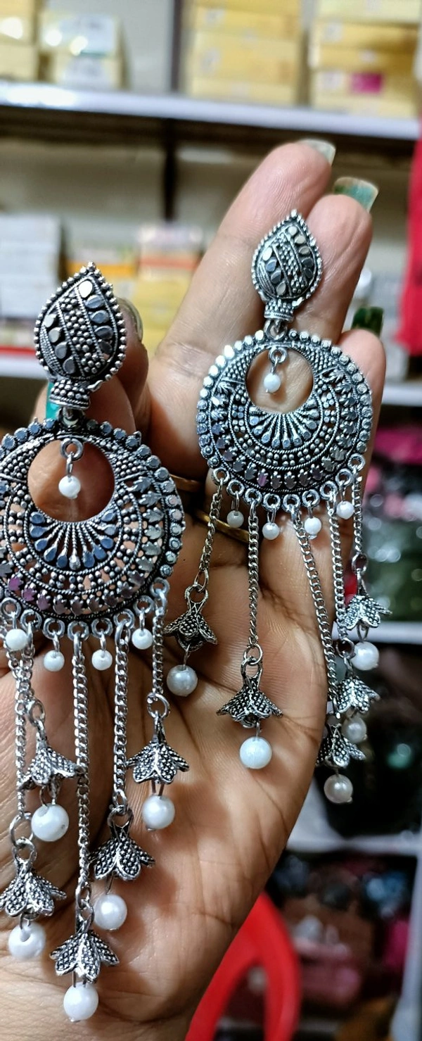 461 Big Oxidise Ear Ring 