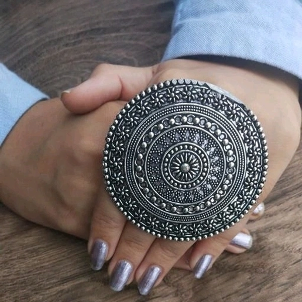 Contemporary Oxidized Metal Womens Finger Rings 