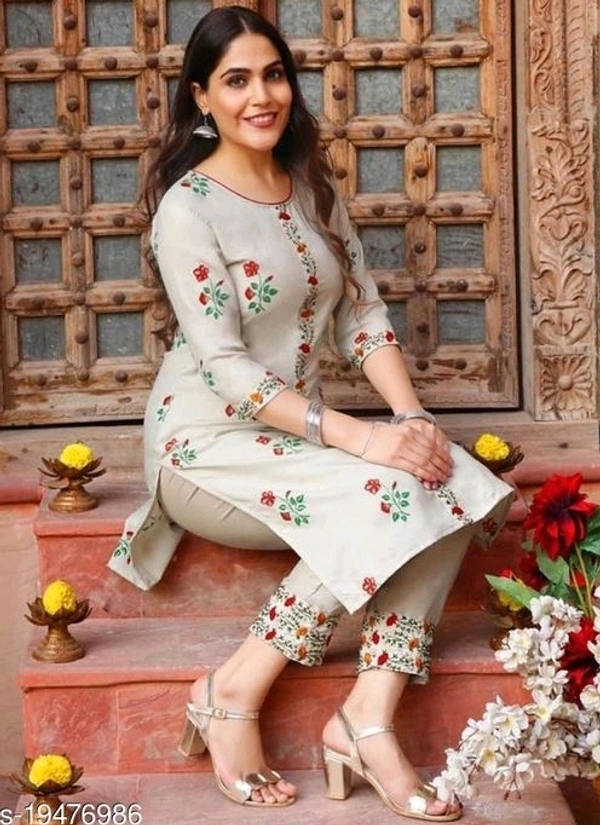 Abhisarika Refined Women Kurta SetsKurta Fabric: Cotton