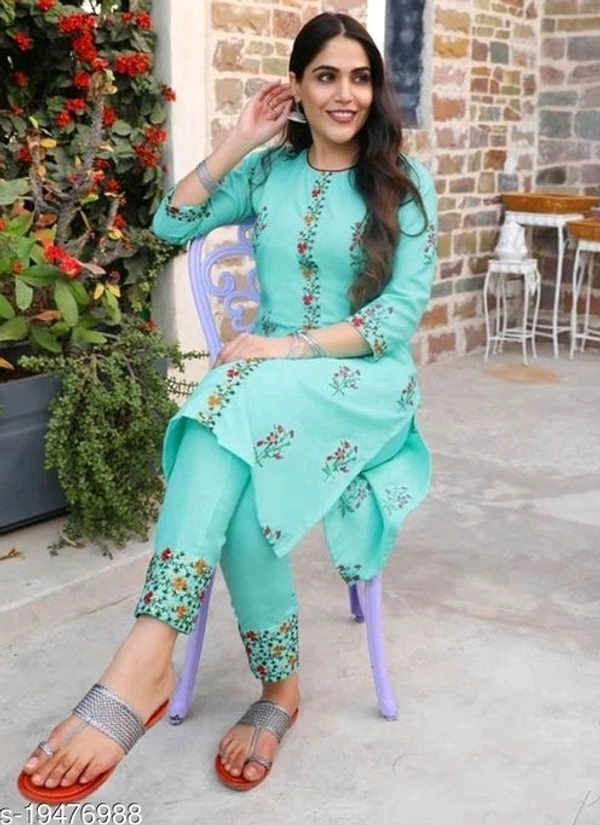 Abhisarika Refined Women Kurta SetsKurta Fabric: Cotton