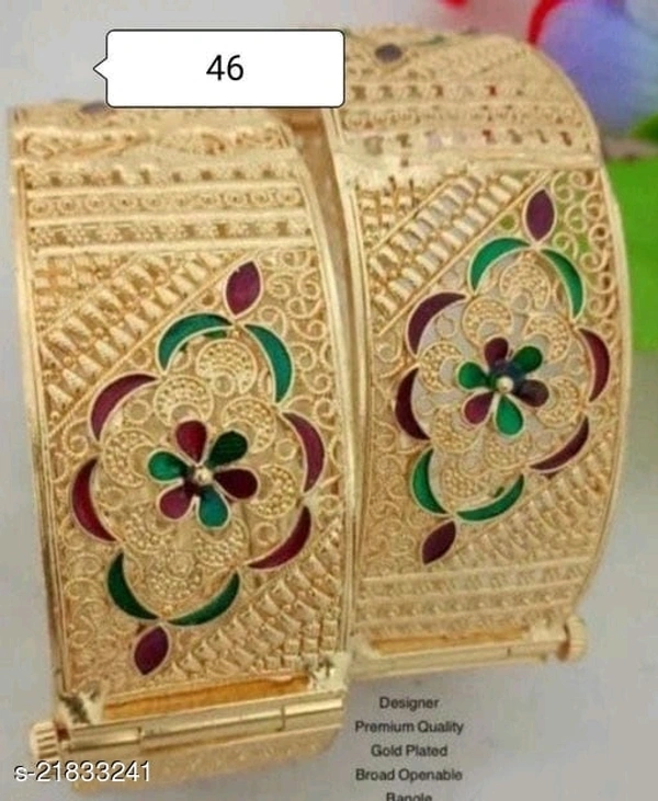 Twinkling Elegant Bracelet & Bangles
Base Metal: Copper