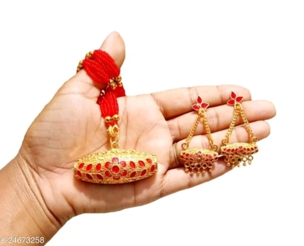 Axomiya traditional gohona dhulbiri  jewellery set
Base Metal: Copper