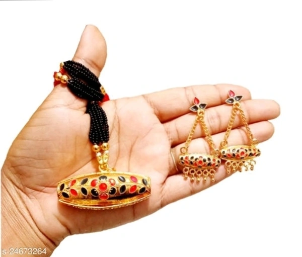Axomiya traditional gohona dhulbiri  jewellery set
Base Metal: Copper