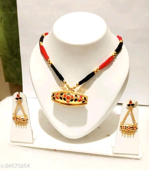 Axomiya traditional gohona dhulbiri  jewellery set
Base Metal: Copper