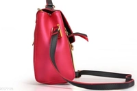 Fancy Sling For Women In Wonderful Color combination
Material: PU