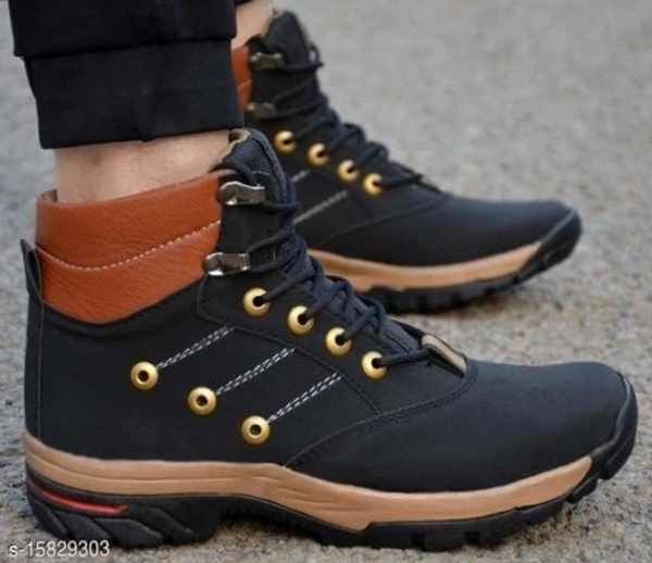 Casual Shoes
Castoes Boots for Men
Material: Syntethic LeatherSole Material: Tpr (Cash On Delivery) - Free