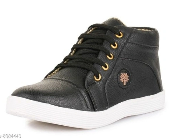 Sneakers/Casual Shoes for Boys
Material: Syntethic Leather (Cash On Delivery) - Free shipping