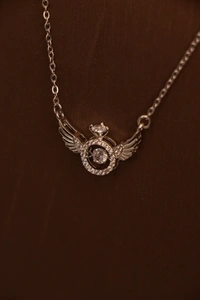 diamond wing necklace 