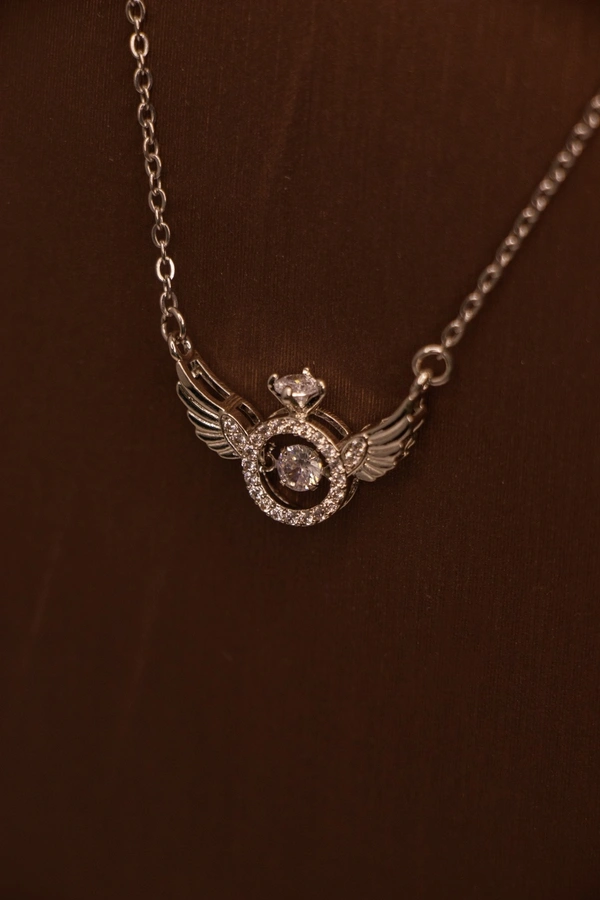diamond wing necklace 