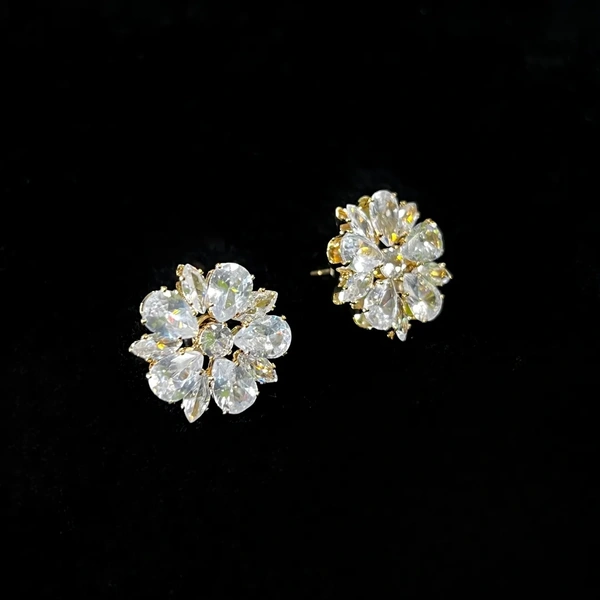 Classic Diamond Stud 