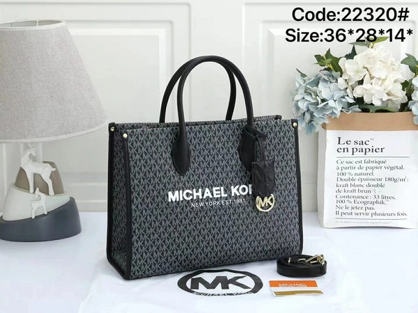 Micheal Kors Premium Handbag - White
