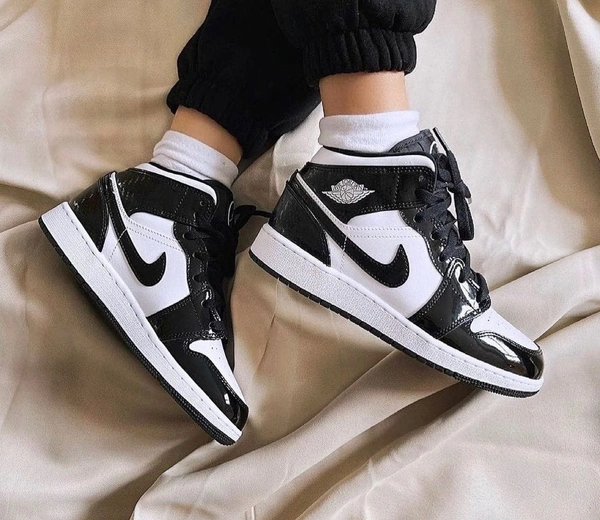Nike Air Jordan OG 