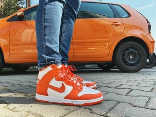Nike SB Dunk Orange