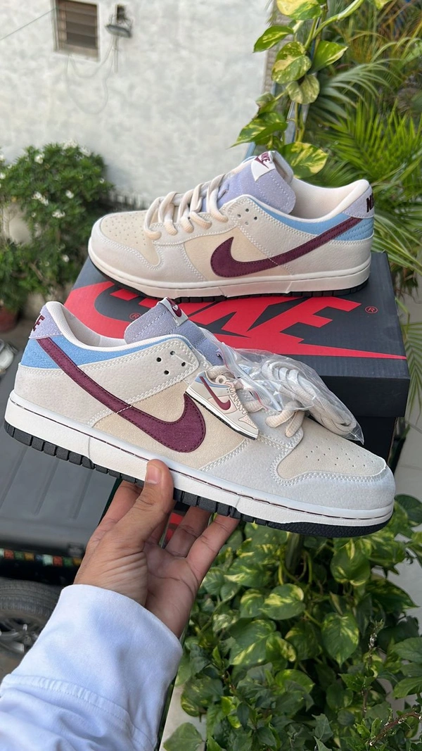 Nike SB Dunk LOW