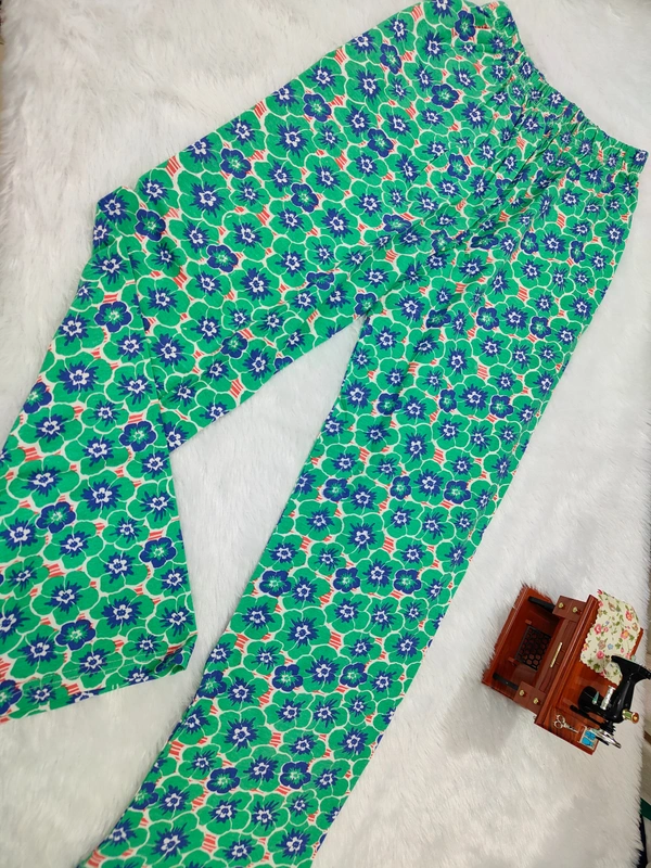 VDT Green Floral Print - Full Pnat - Green, L