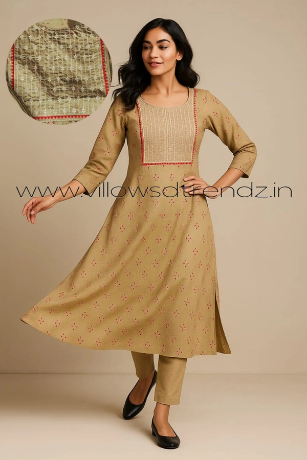 Avaasa Kurthis AV240015 - Golden, S