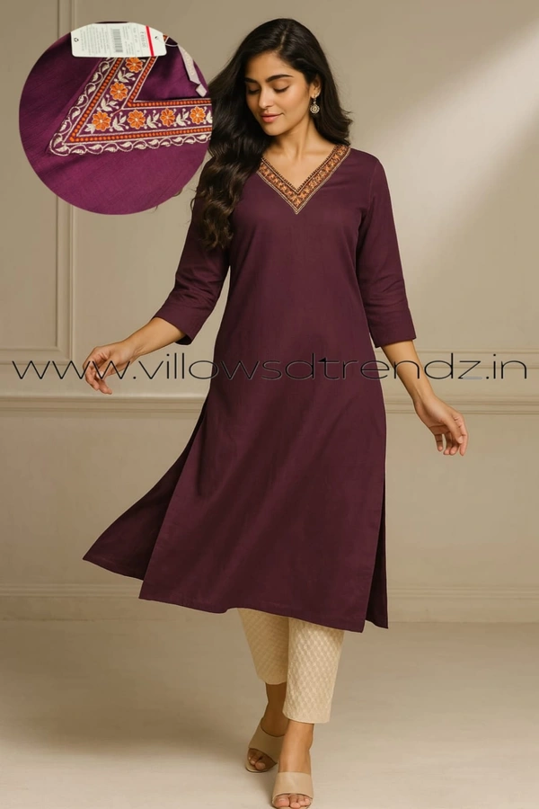 Avaasa Kurtis| Side Cut| 3/4th Sleeve| Wine | AV240073 - S, Wine