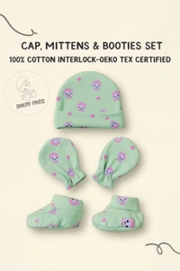 Smurf Finds Cap, Mittens & Booties set|Pack Contains 1 Set|100% Organic Cotton| Pista Green | SMMS7306 - 0-6 Month, Pista Green