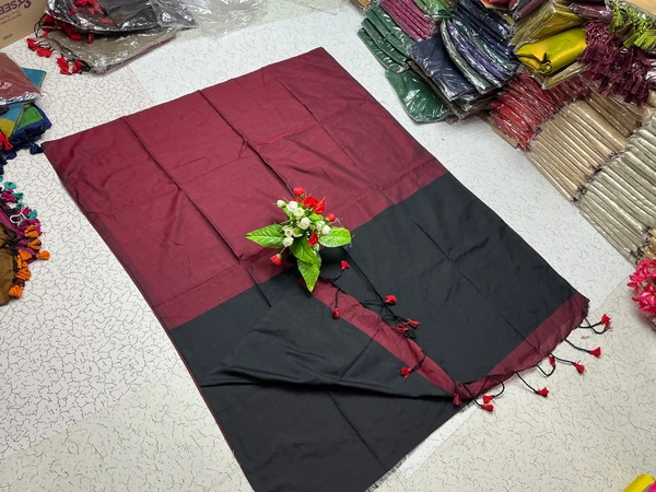 Ruthvi Ethincs Dualtone Khadi With Blouse DK320210015 - Saree With Blouse, Maroon