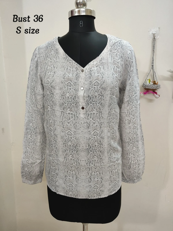 VDT grey Printed Top - Grey, S
