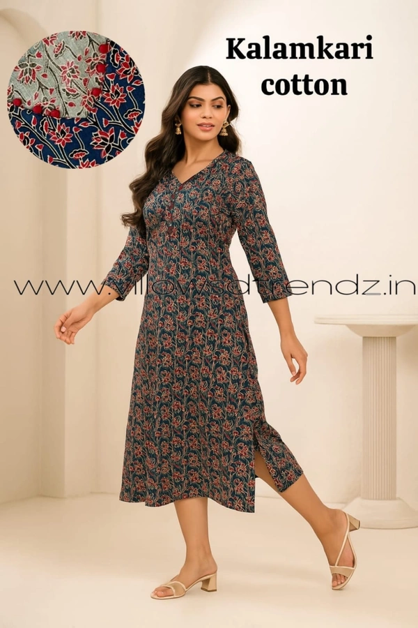 Twill Blue Kalamkari Cotton Kurtis| Side cut |3/4th sleeve |Blue | CK23543 - M, Blue