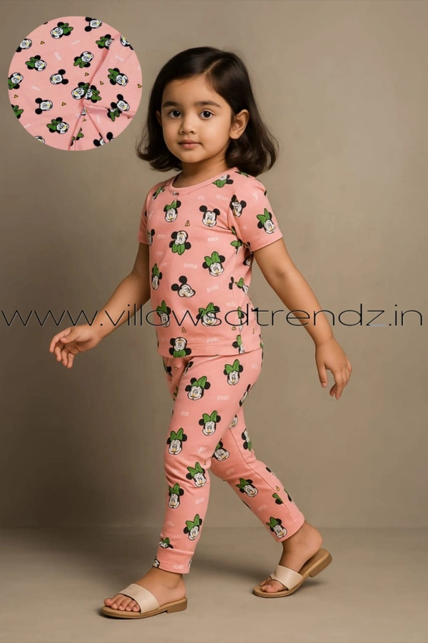 Smurf Finds Kids Unisex Pyjama Set | T-shirt with Full Phant | 100% Cotton | Pink | PYJ13504-249 - XL, Pink
