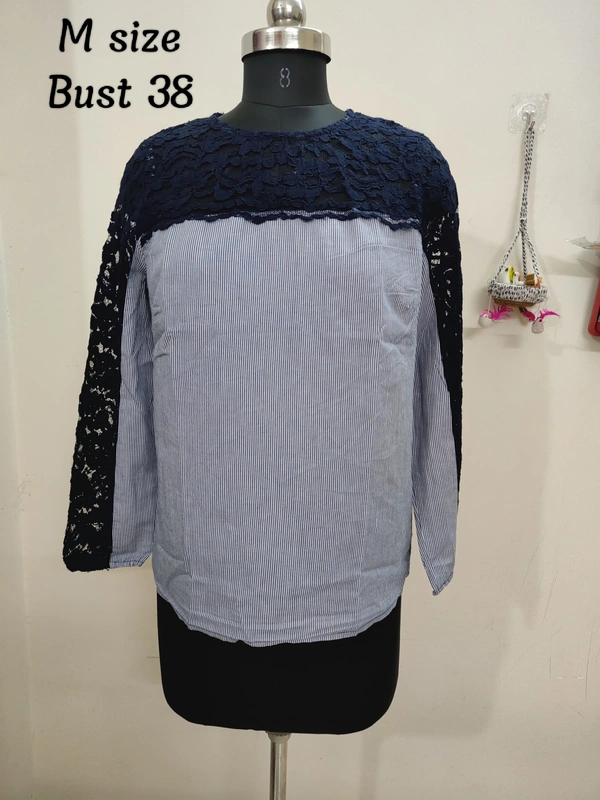 VDT Netted Sleeve Designed Stripe Top - Blue, M