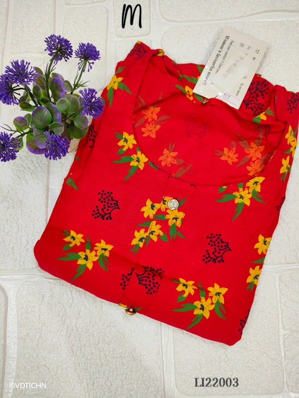 Twill Blue Side Cut Liva Kurti LI22003 - M, Red