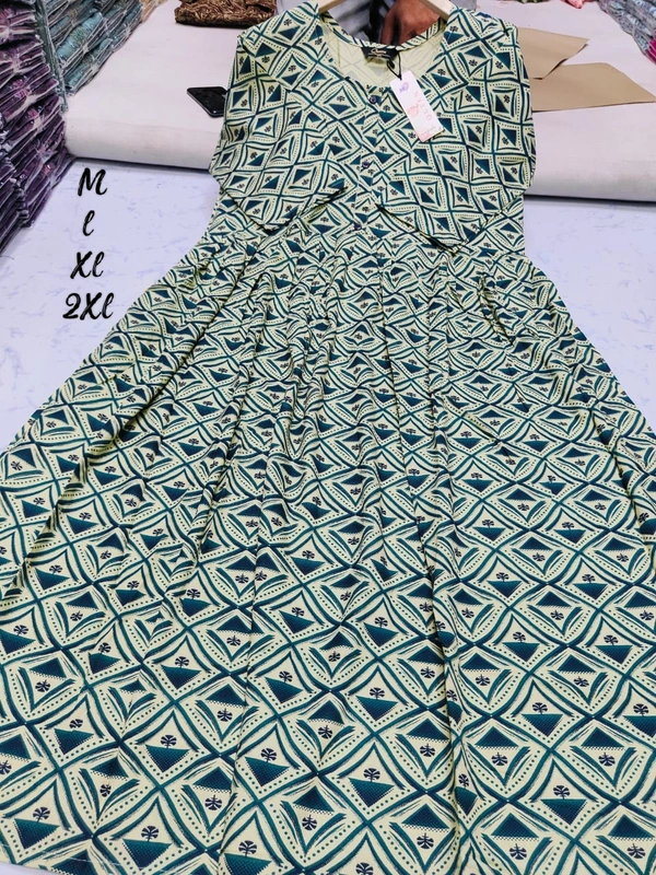 Liva Queen Triangle  Printed Green Umbrella Kurti UM822 - XL, Green