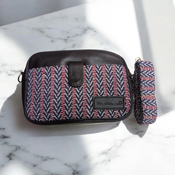 The Little Paw Boxy Sling with Jacquard Fabric Matching Sling - 7*9