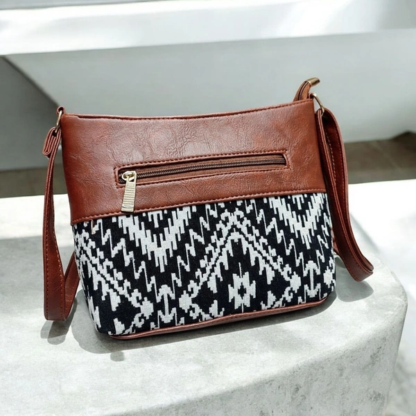 The Little Paw Boat Sling With Vegan Leather Detailing - 7*9
