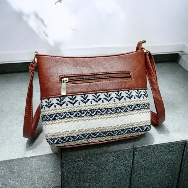 The Little Paw Boat Sling With Vegan Leather Detailing - 7*9