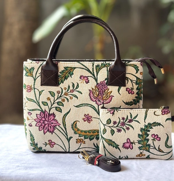 The Little Paw Sling Tote With Pouch - 14*12 Inches