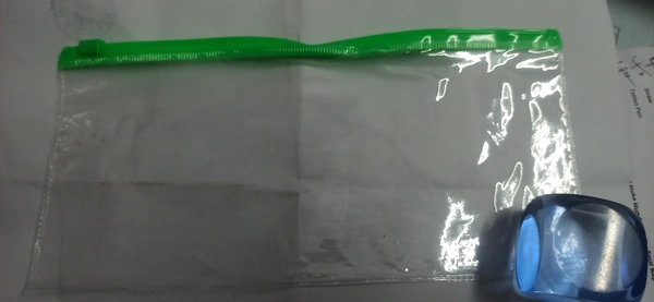 plain Zip pouch 