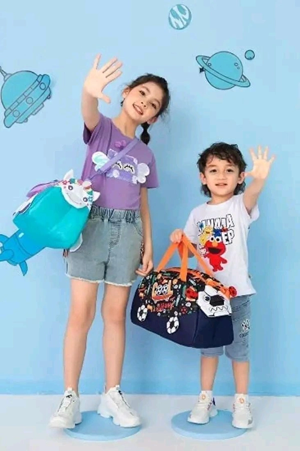 Traveling duffle big 2033