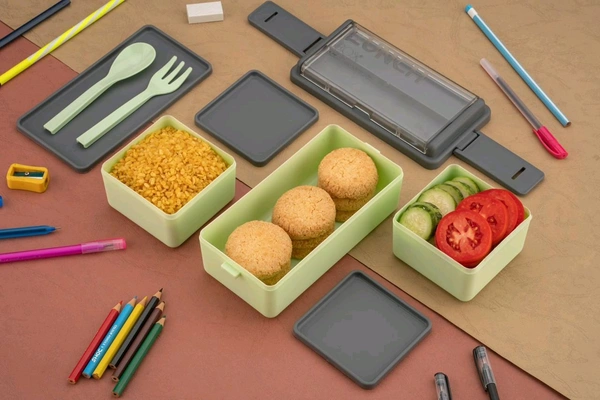 Double decker lunch box plastic