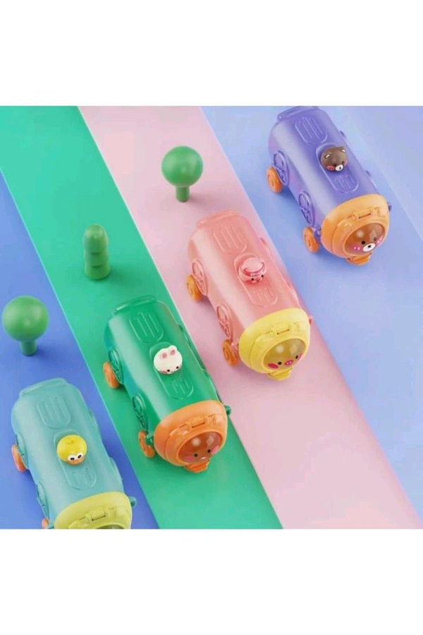 Bus sipper bottle with toy