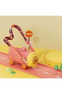 Bus sipper bottle with toy