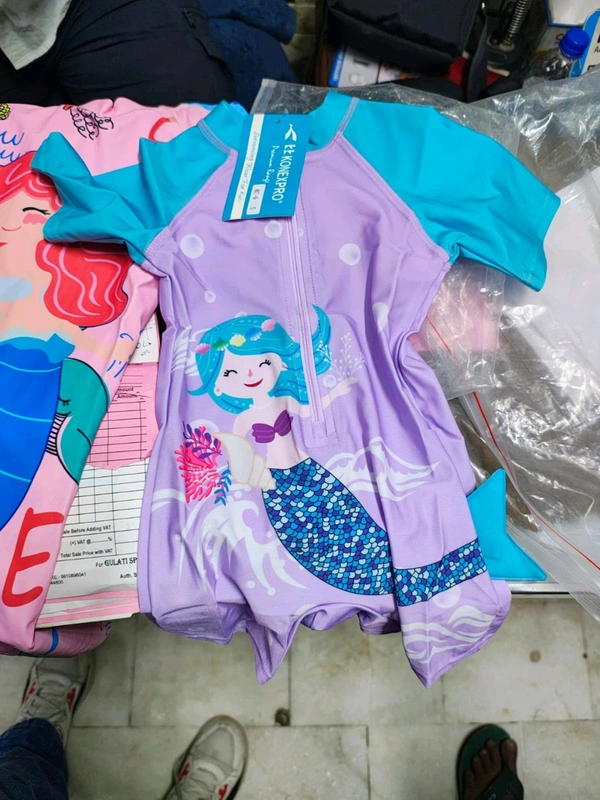 Jump printed swimming costumes for kids (unisex)
Boy /Girl prints available