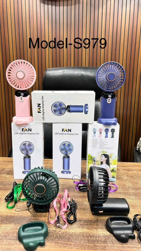 HAND FAN DISPLAY